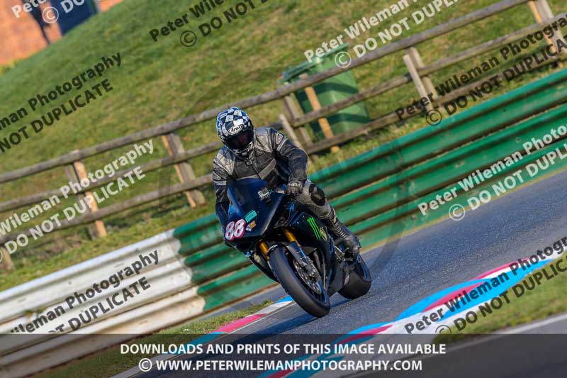PJM Wedding Photography;enduro digital images;event digital images;eventdigitalimages;mallory park;mallory park photographs;mallory park trackday;mallory park trackday photographs;no limits trackdays;peter wileman photography;racing digital images;trackday digital images;trackday photos